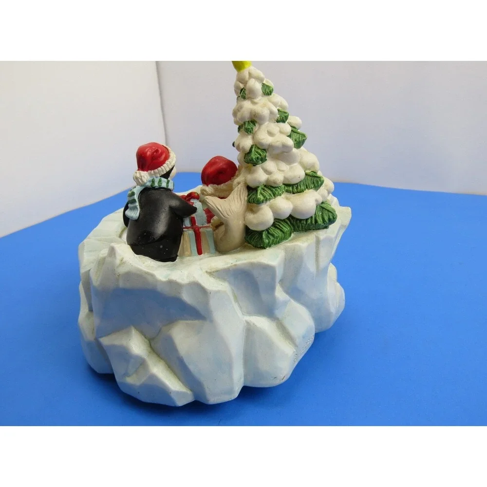 House Of Lloyd Fishing Pond Motion Music Box Christmas Rare 1994